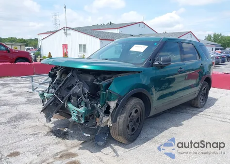 2016 Ford Police Interceptor from USA, damaged, VIN 1FM5K8AR2GGC15601